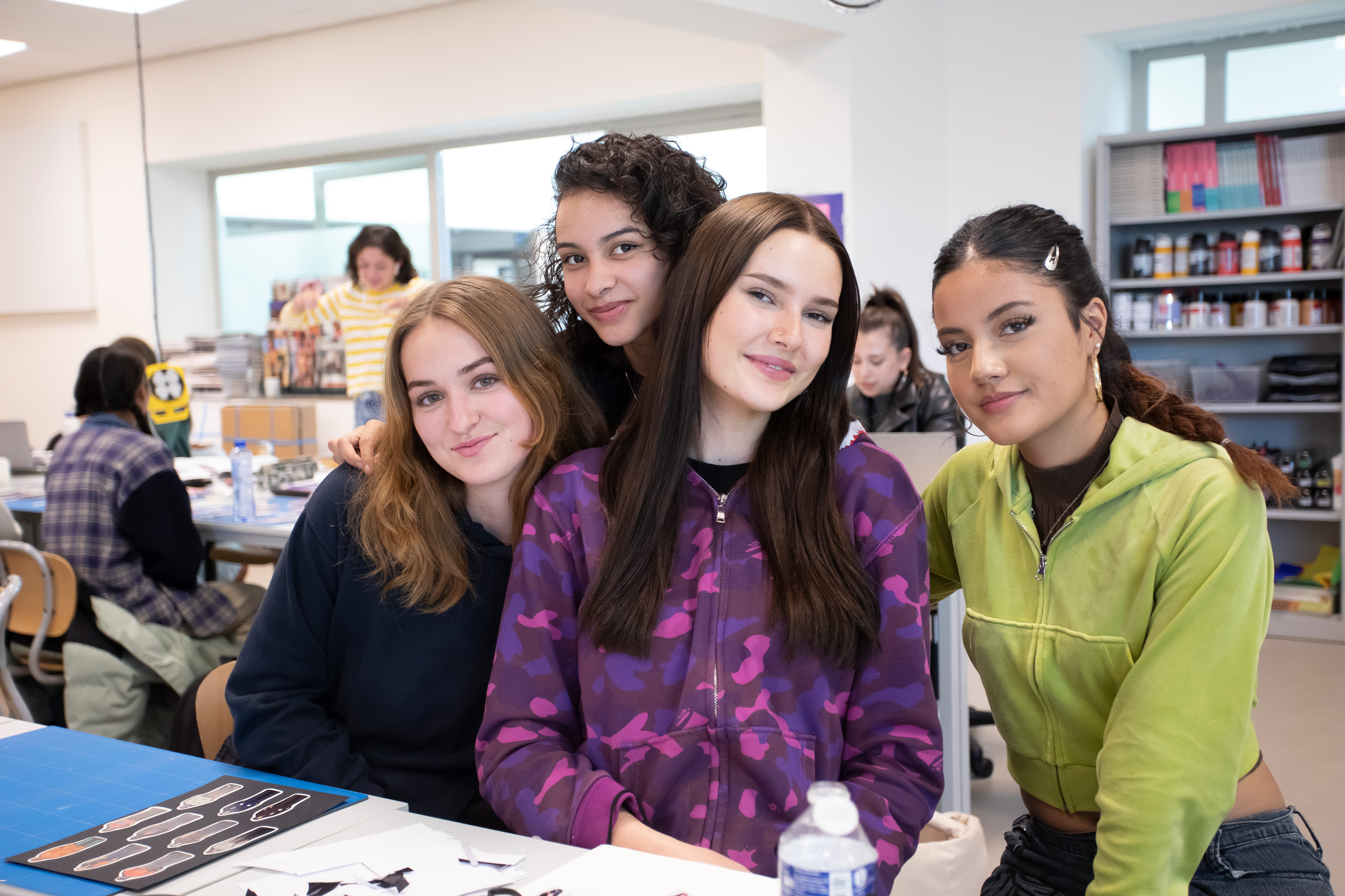 4 studenten van de opleiding Fashion disigner